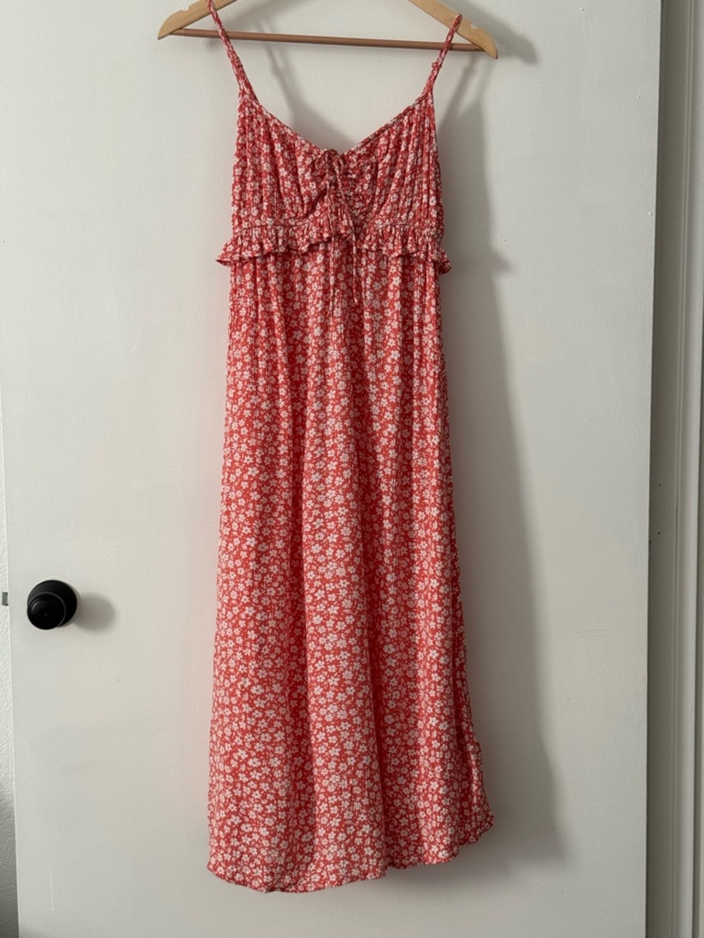 Billabong Floral Maxi Dress Red White Boho Tie Front Ruffle Sundress Size M